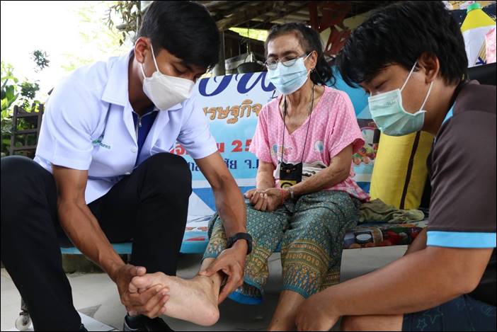 ‘รมว.สุชาติ’ สั่งการ ‘สปส.’ เรืออากาศเอกหญิง ศุภพร ลงพื้นที่ดูแลผู้ประกันตนทุพพลภาพ จังหวัดภูเก็ต