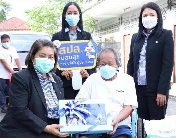 ‘รมว.สุชาติ’ สั่งการ ‘สปส.’ เรืออากาศเอกหญิง ศุภพร ลงพื้นที่ดูแลผู้ประกันตนทุพพลภาพ จังหวัดภูเก็ต