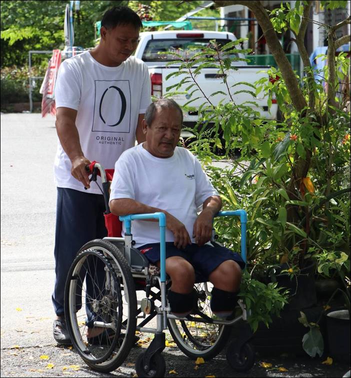 ‘รมว.สุชาติ’ สั่งการ ‘สปส.’ เรืออากาศเอกหญิง ศุภพร ลงพื้นที่ดูแลผู้ประกันตนทุพพลภาพ จังหวัดภูเก็ต