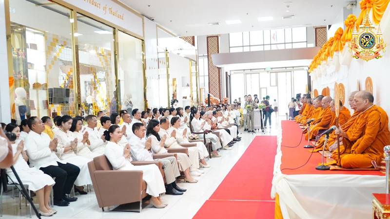 จัดพิธีเจริญพระพุทธมนต์หล่อเทียนพรรษา พิธีปล่อยขบวนรถเทียนพรรษา พุทธศักราช 2567 