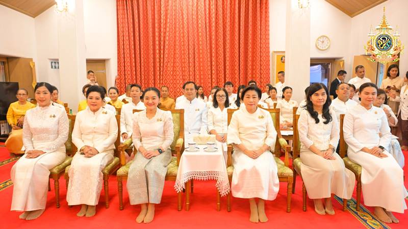 จัดพิธีเจริญพระพุทธมนต์หล่อเทียนพรรษา พิธีปล่อยขบวนรถเทียนพรรษา พุทธศักราช 2567 