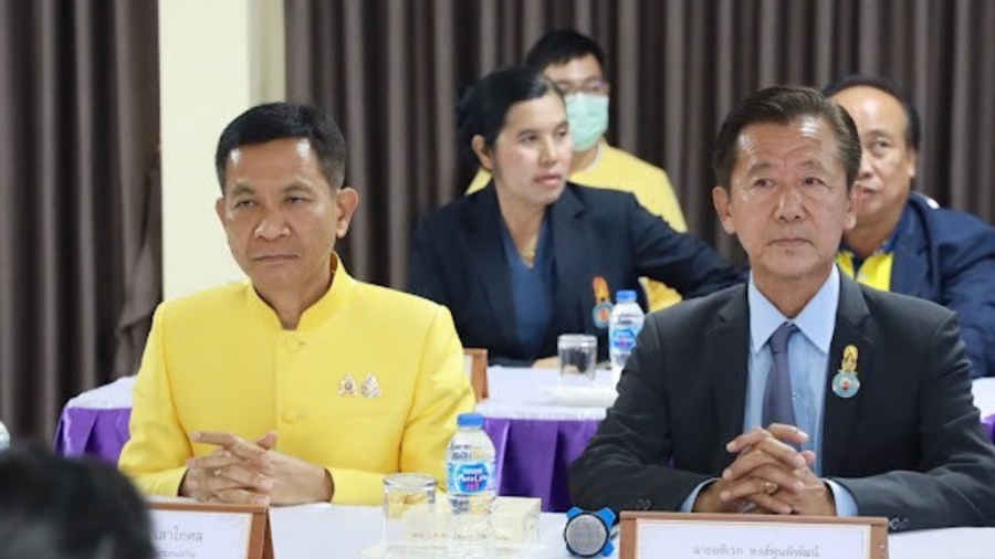 DE Minister visits Khon Kaen to visit a school for the blind to improve the quality of life for people with disabilities.