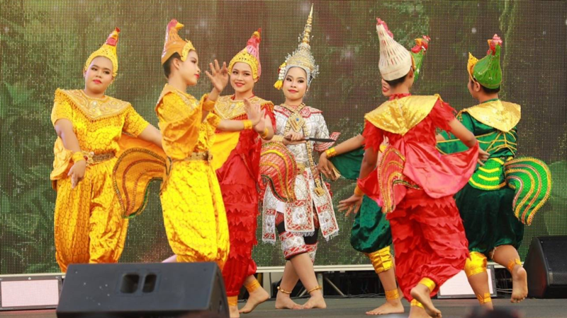 Red Cross Fair 2024 is full of cultural performances.