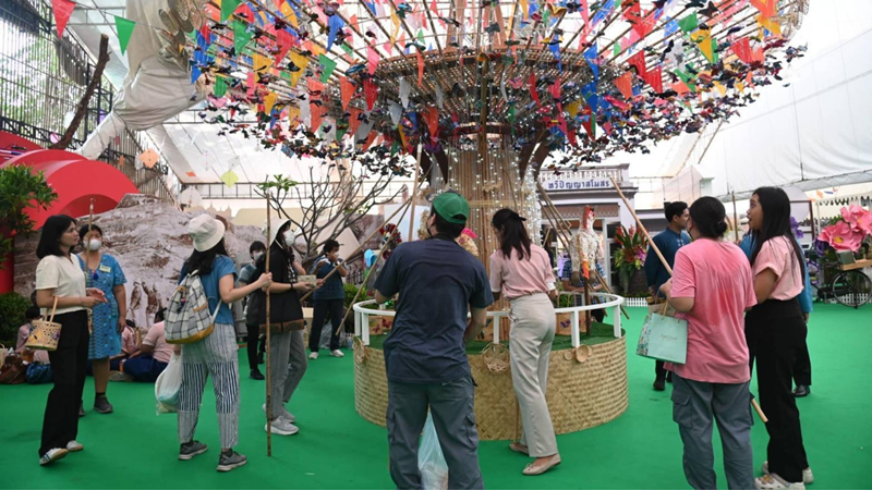 Red Cross Fair 2024 is full of cultural performances.